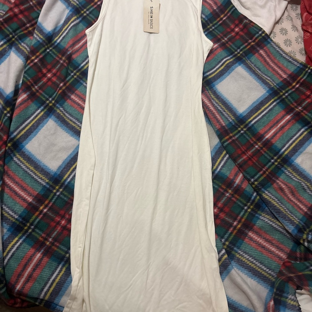 White Sleeveless Maxi Dress